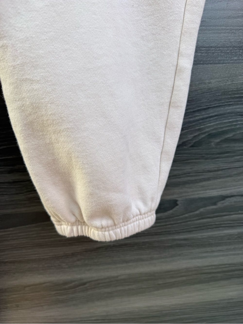 Women’s Sweatpants Bundle Lot (2 Pair)Old Navy SoComfy cream & Urban Rebel SizeM - Picture 4 of 12